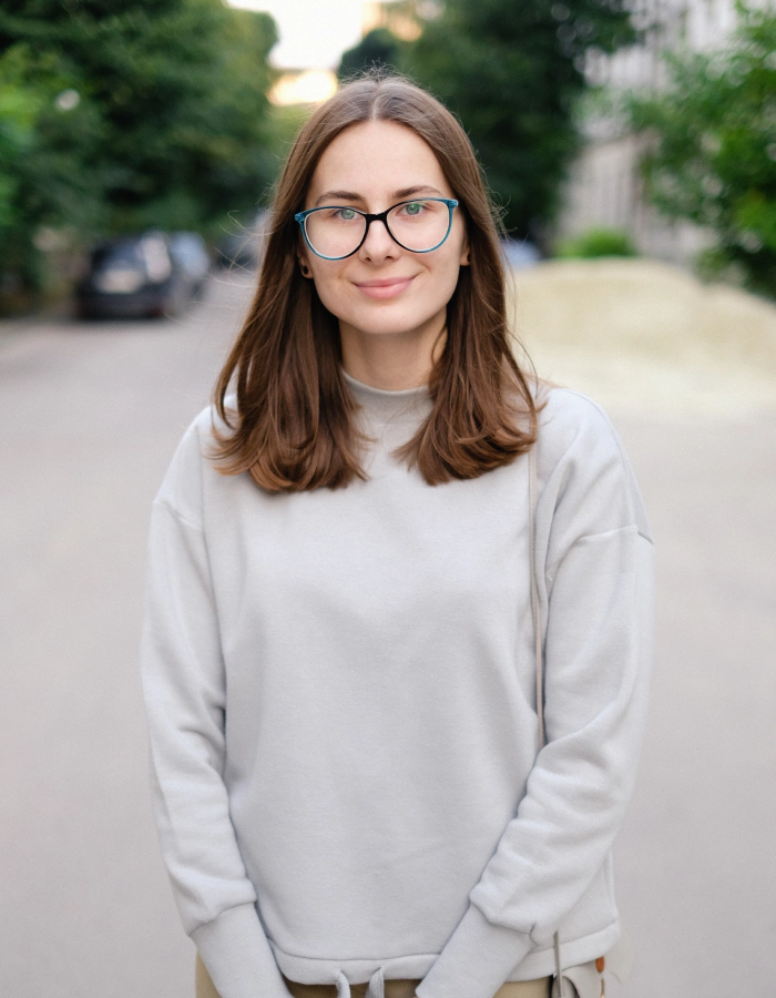 Manon, jeune avocate